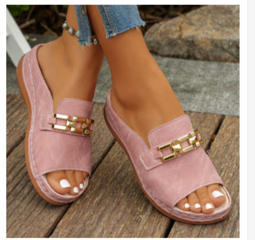 Plus size peep-toe pink slippers with metal buckle strap and open toe