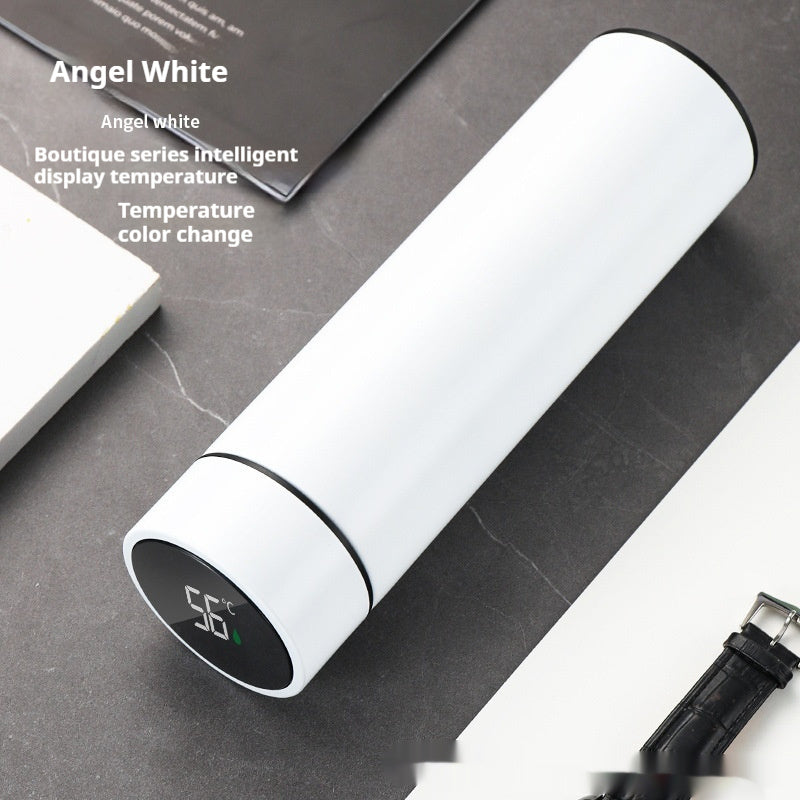 Smart temperature display insulated bottle, white finish, round LED display showing 61°C